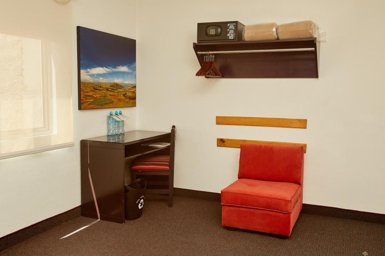 Casa Andina Standard Puno Hotel ภายนอก รูปภาพ